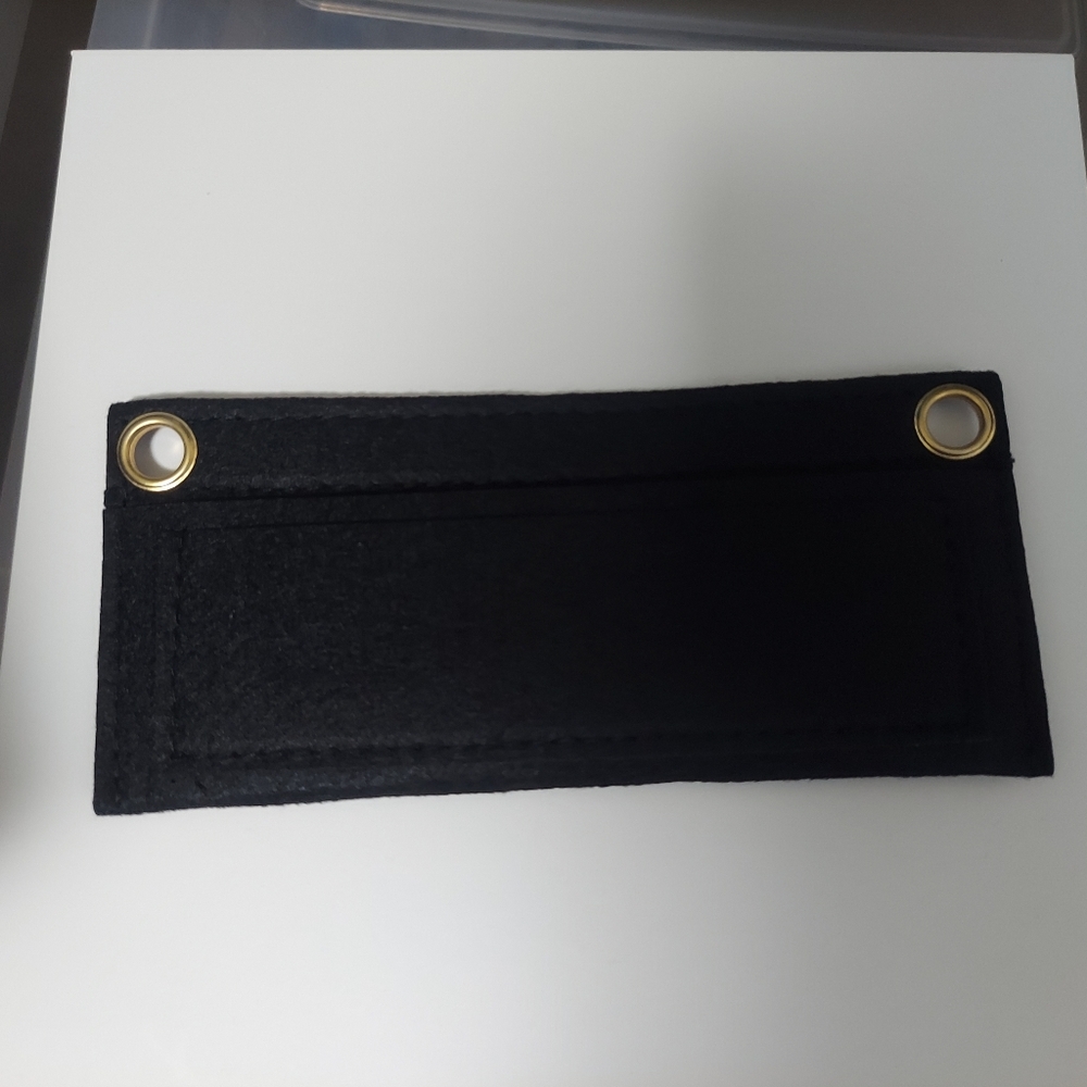 Host Pick! Customized Authentic Gucci Wallet - Picture 9 of 11
